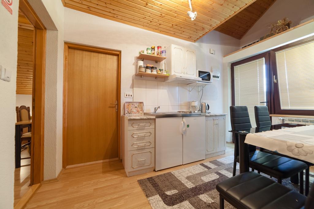 Apartment Luketic Slunj Extérieur photo