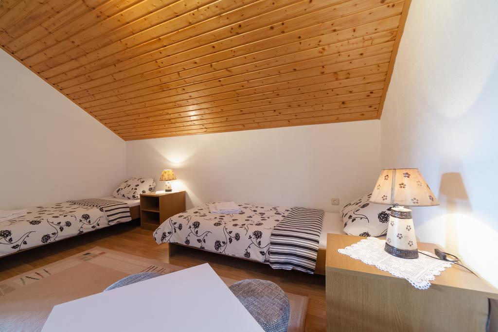 Apartment Luketic Slunj Extérieur photo