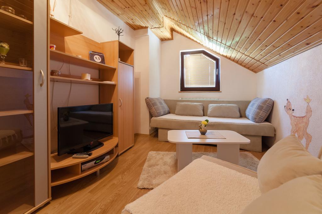 Apartment Luketic Slunj Extérieur photo