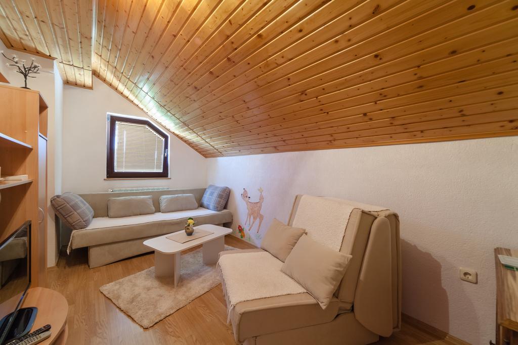 Apartment Luketic Slunj Extérieur photo